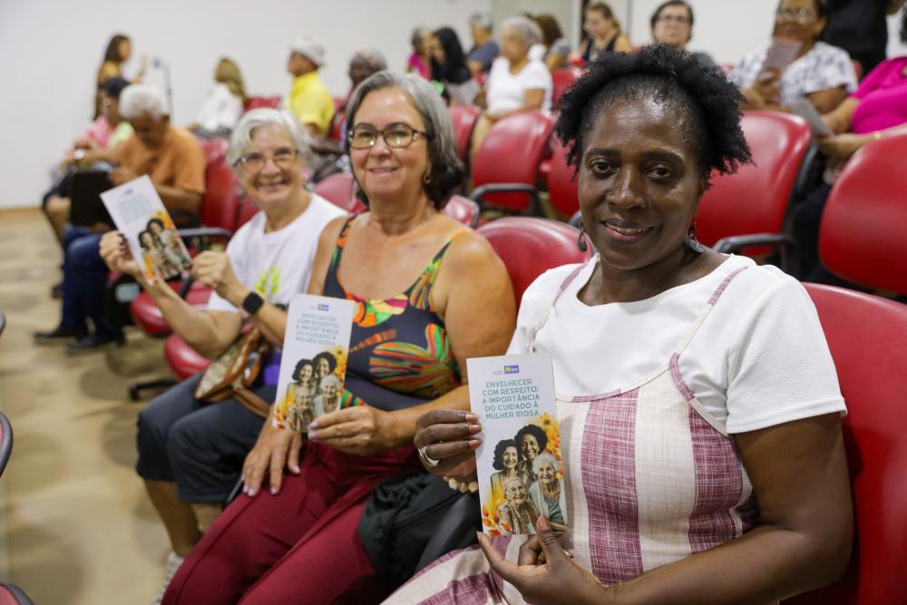 Capa da notícia: Projeto oferece atividades físicas com transporte gratuito para idosas das vilas Telebrasília e Planalto